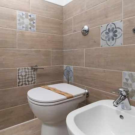 Apartamento Monolocale - Piano Terra - Ingresso Indipendente